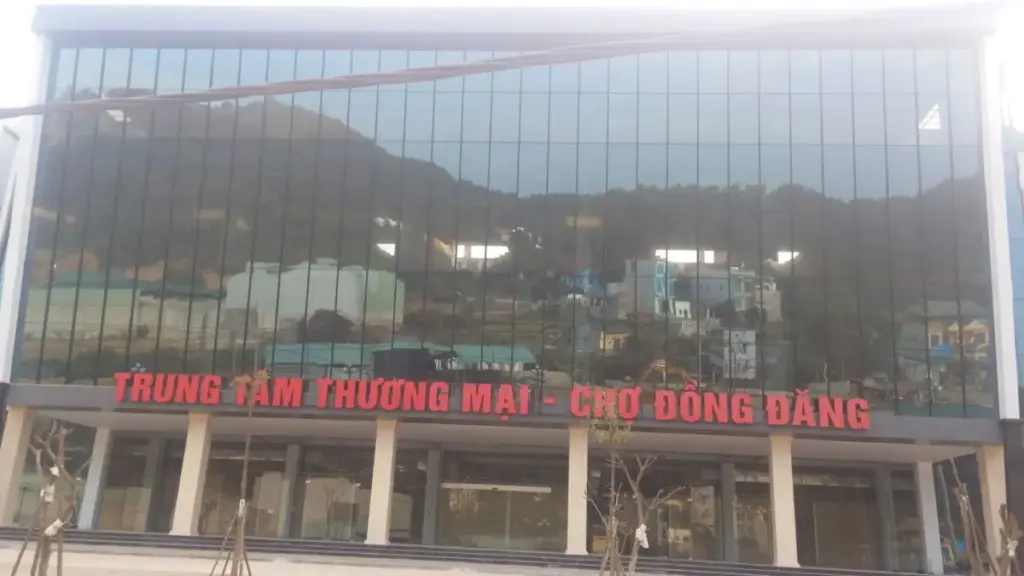 Máy phát điện Cummins 315 kVA cho Trung tâm thương mại Đồng Đăng